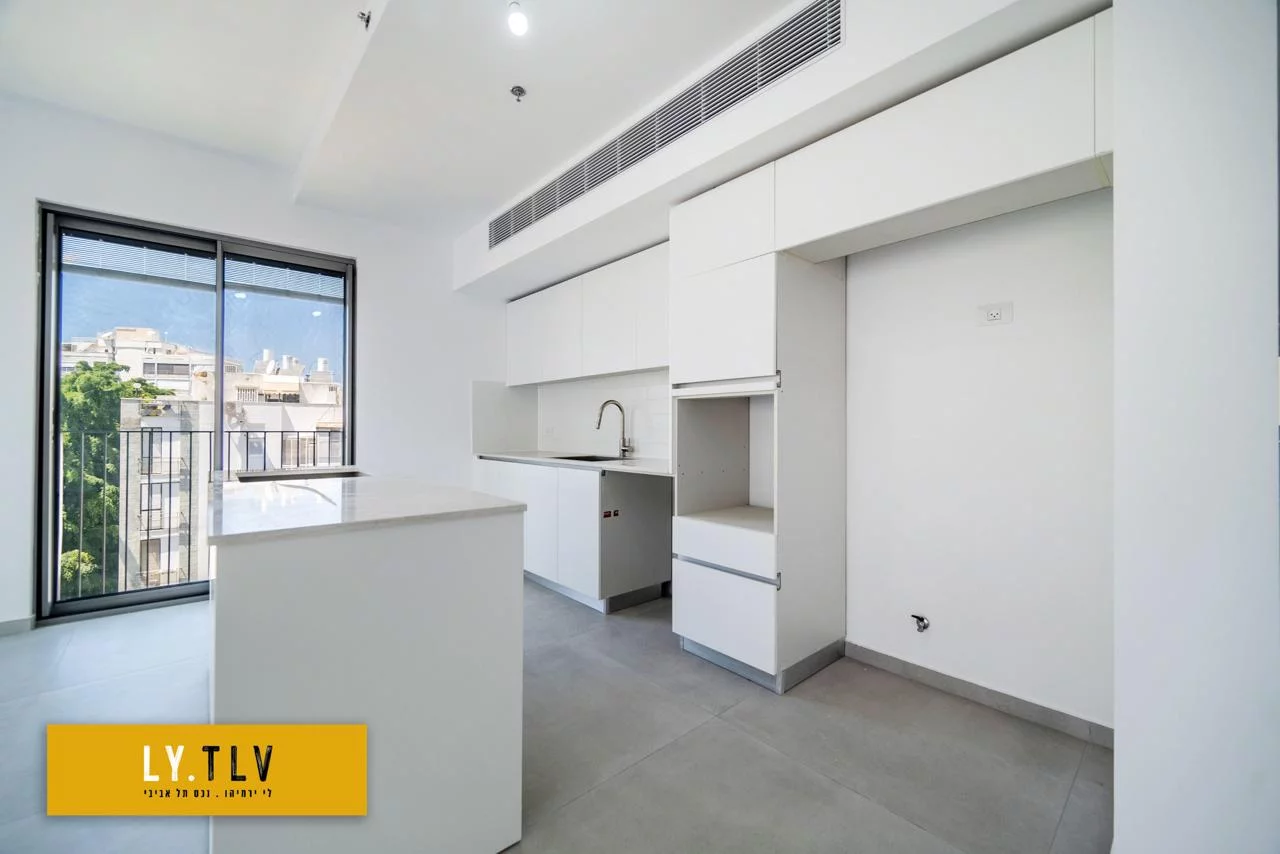 Superbe mini penthouse a deux pas de kikar hamedina