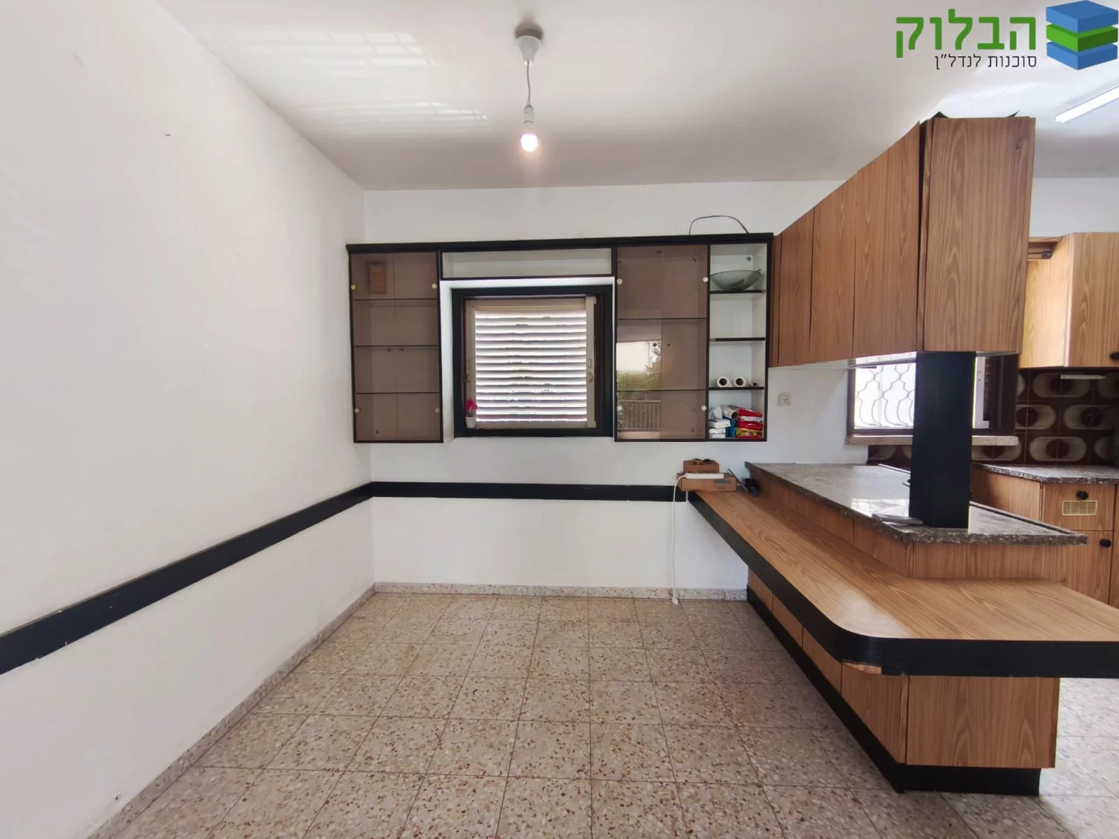 Vendesi appartamento 4 locali | Ascensore e parcheggio nel Tabu | Quartiere Ramaz a Rishon LeZion